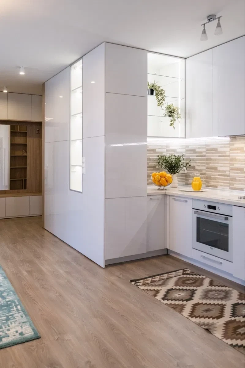 2-кімнатна квартира, 13-й район: тераса 39 м², метро за 3 хвилини, парковка, фото 5