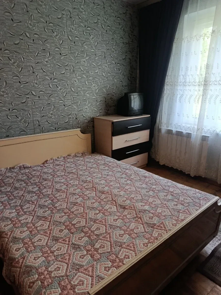 2-кімнатна квартира, Оболонський: можна з маленьким песиком, торг - фото 2