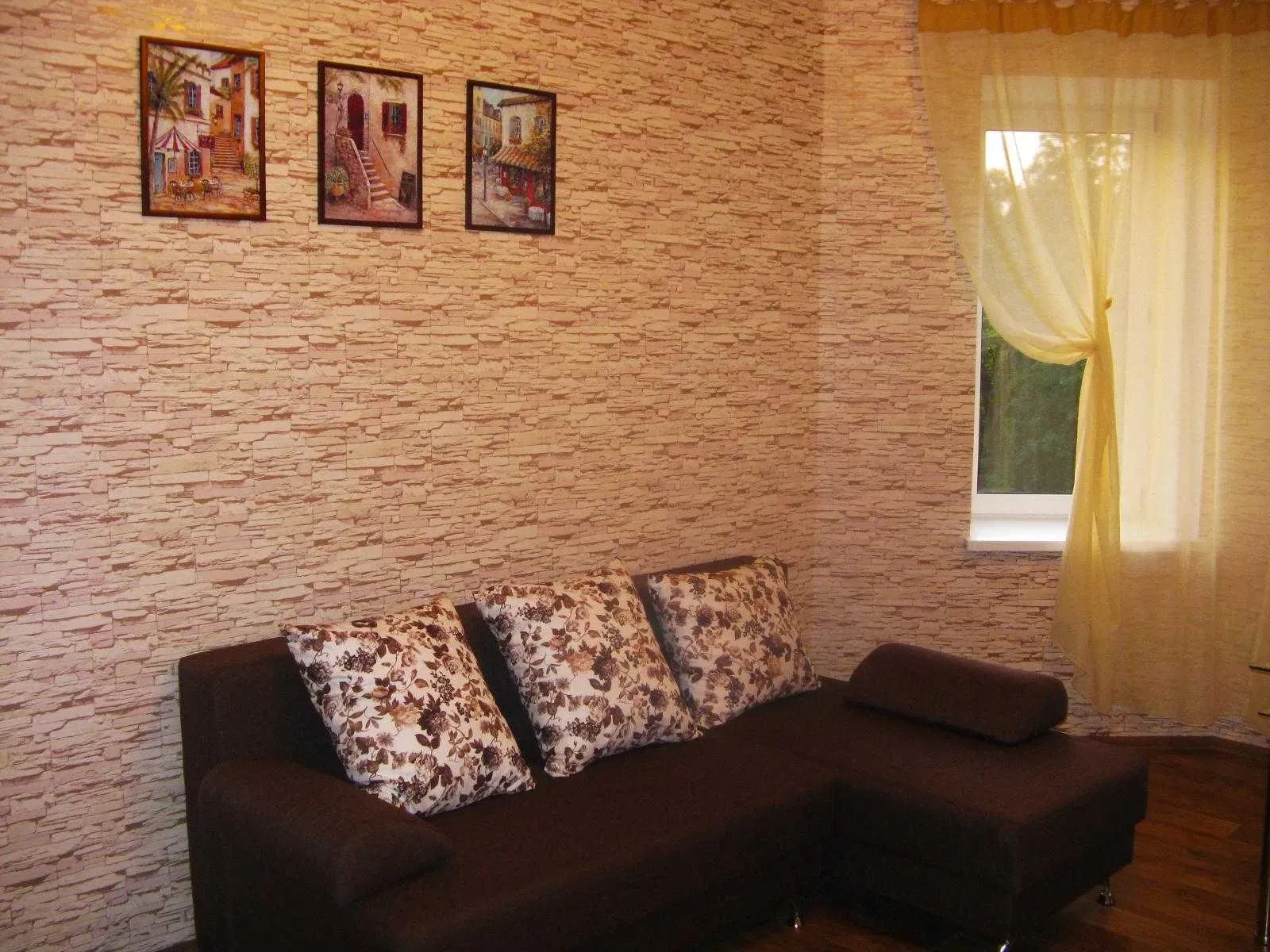 2-комнатная квартира, Черноморск: кухня-гостиная 23 м², аренда до лета - фото 3
