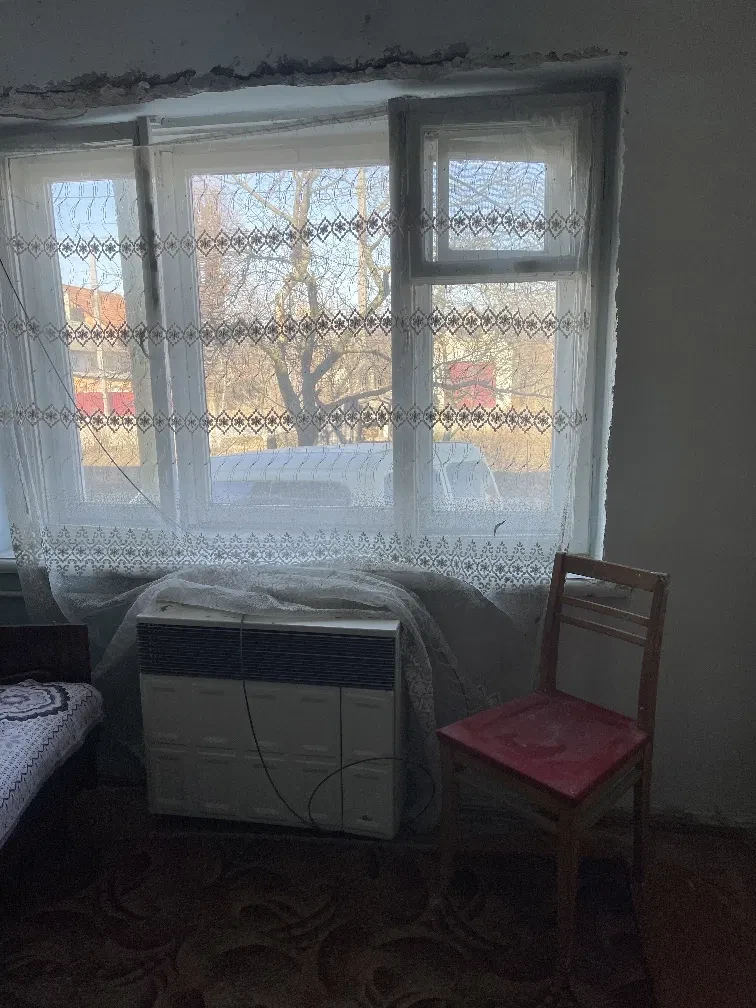 2-комнатная квартира, Лужаны: хрущёвка, газовое отопление, фото 3