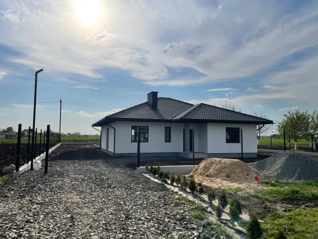 Дом, Новостав: терраса 12.5 м², 12.4 соток, 3 отдельные спальни - фото 3
