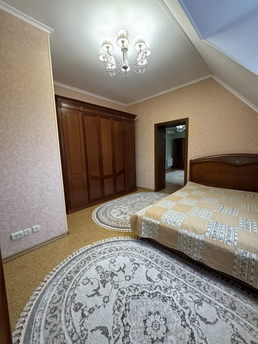3-кімнатна квартира у Старому місті: дворівнева, паркомісце - фото 4