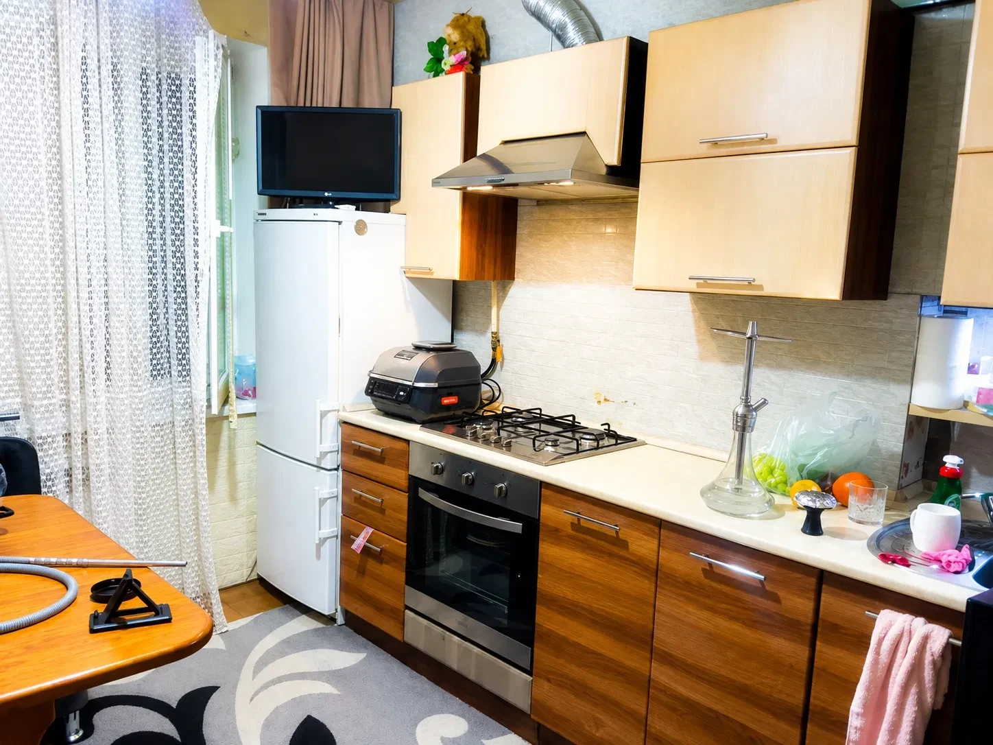 3-кімнатна квартира, Лівобережний-3: косметичний ремонт, власний погріб - фото 1