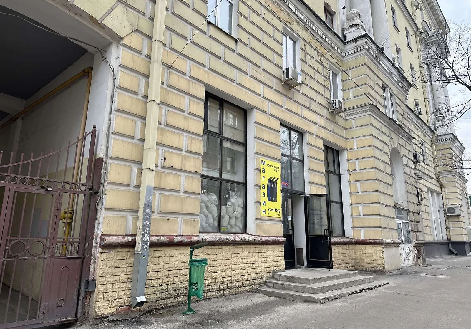 Комерційне приміщення, Холодногірський: фасадне, електрика - фото 1
