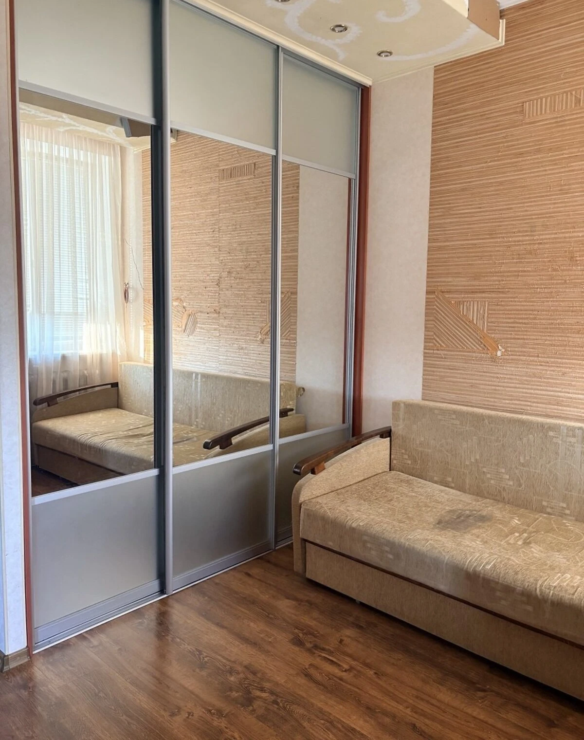 2-кімнатна квартира, Новобаварський: кухня-студія, закритий двір, фото 4