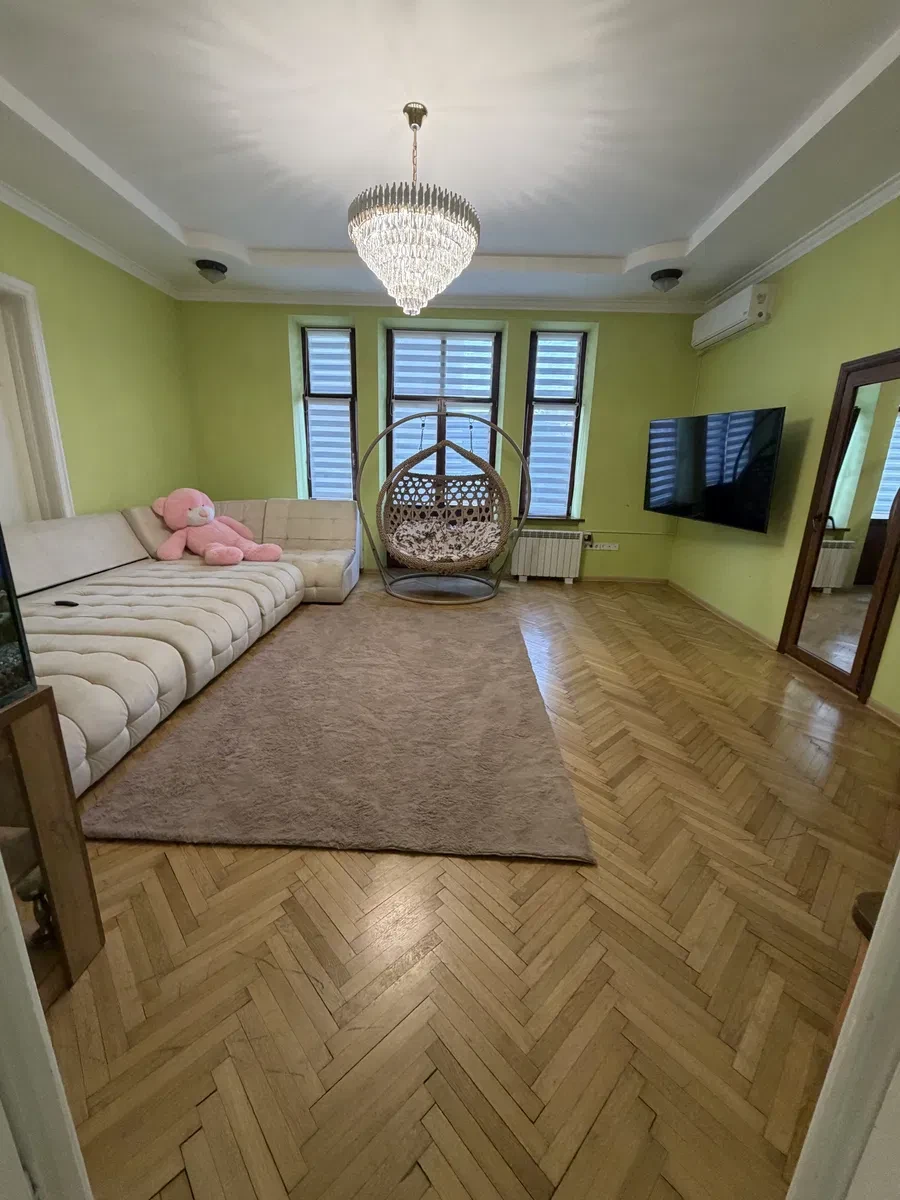 4-комнатная квартира, Черновцы: дровяной камин, летняя терраса - фото 1
