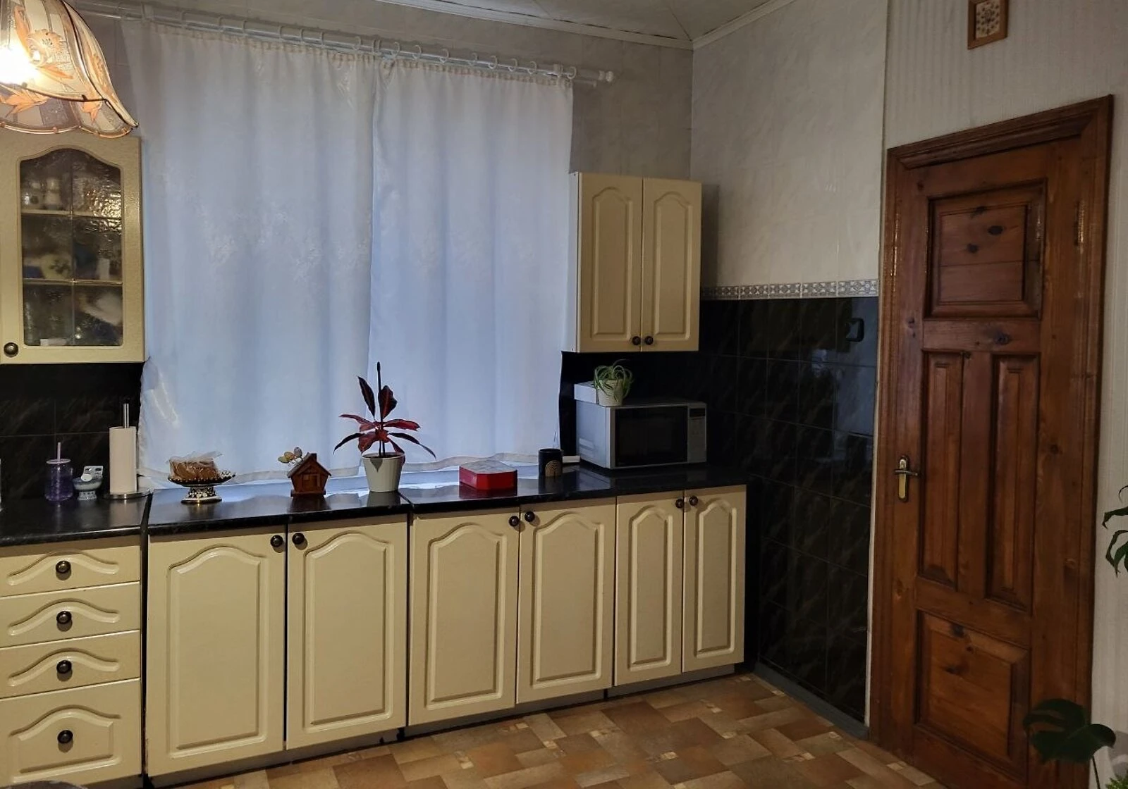 Дом, Куриловка: гараж на первом этаже, газовое отопление, фото 3