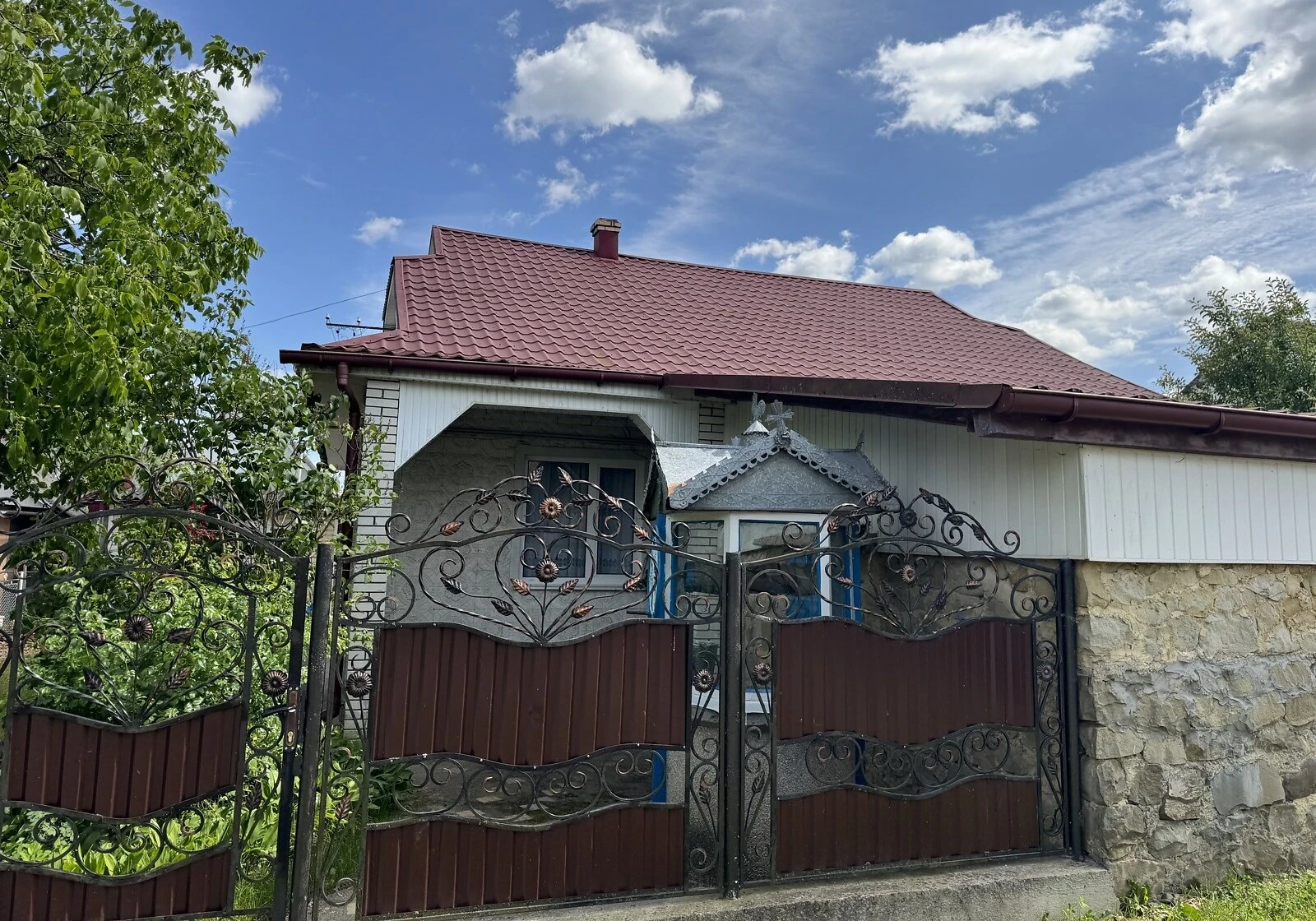 Дом, Ланчин: веранда, 7 соток, гараж