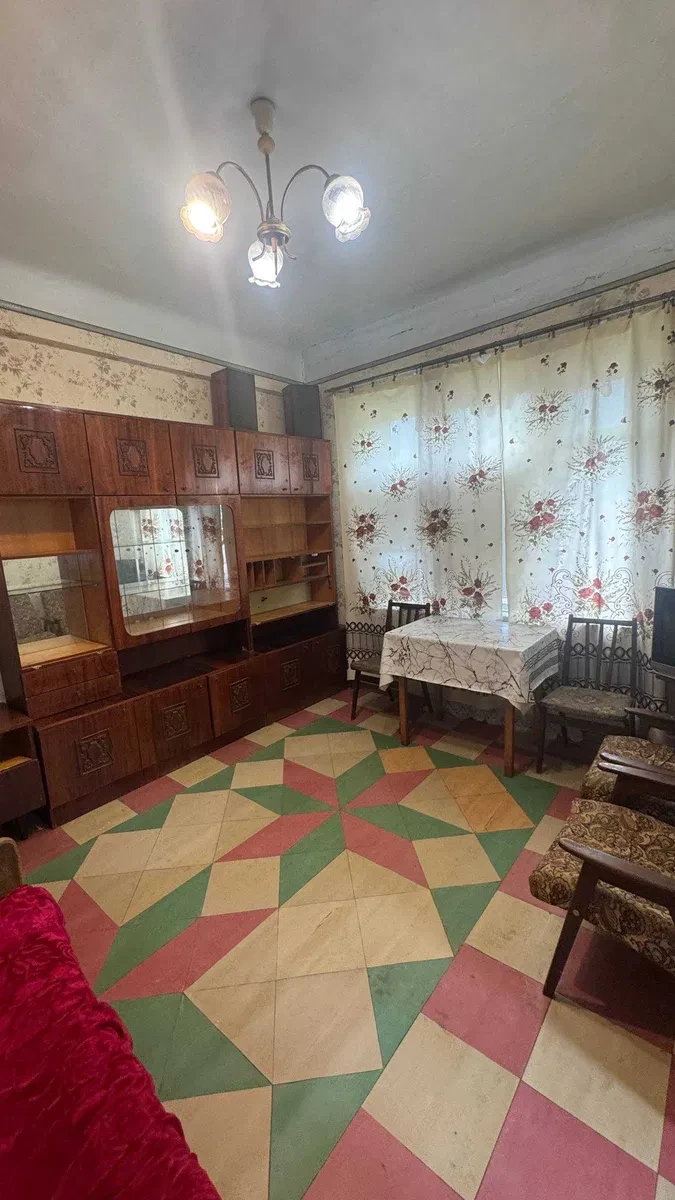 2-кімнатна квартира, Індустріальний: ванна в кухні, прохідна кімната - фото 3