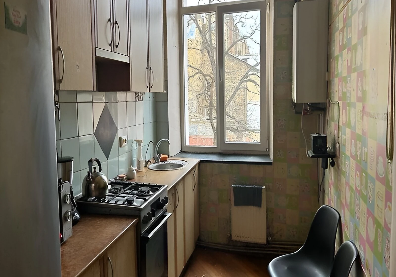 3-кімнатна квартира, Приморський: косметичний ремонт, двоконтурний котел