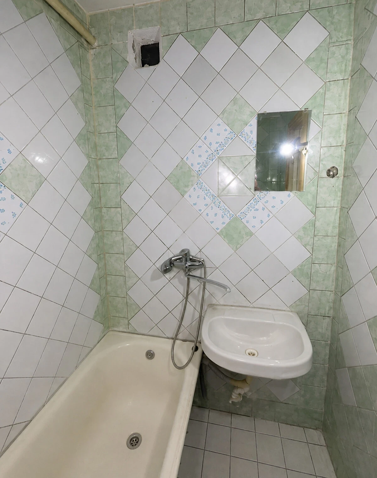 2-кімнатна квартира, Синельникове: опалення без світла, торг - фото 3