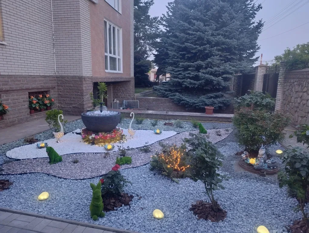 Будинок, Дніпровський: 30 соток, 4 окремі спальні, 2 зони відпочинку