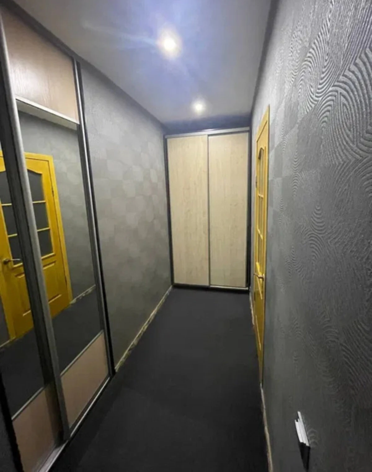 2-кімнатна квартира, Нова Баварія: закритий двір - фото 4