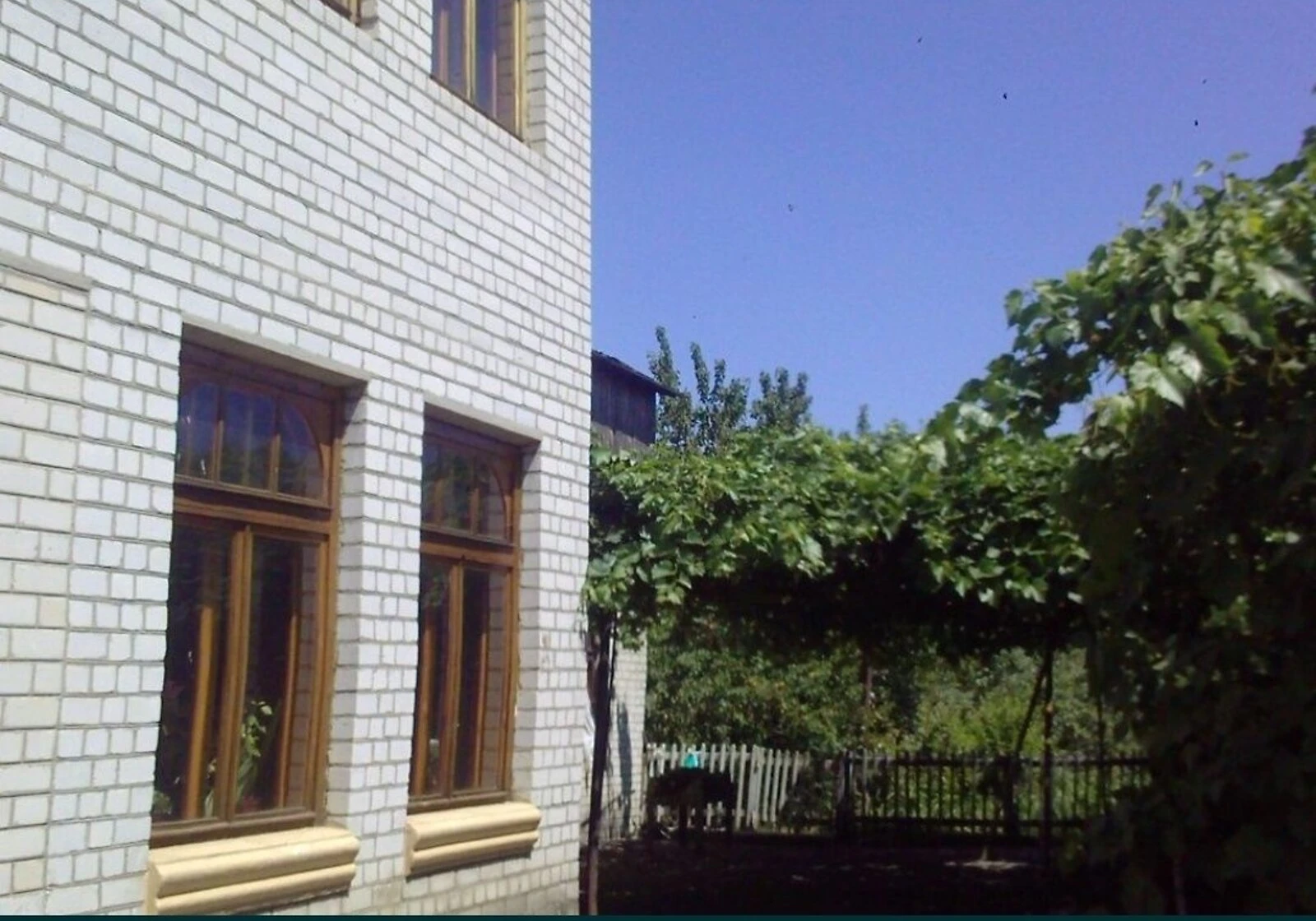 Дом, Южное (Дергачи): бассейн, сад, гараж с подвалом, фото 2