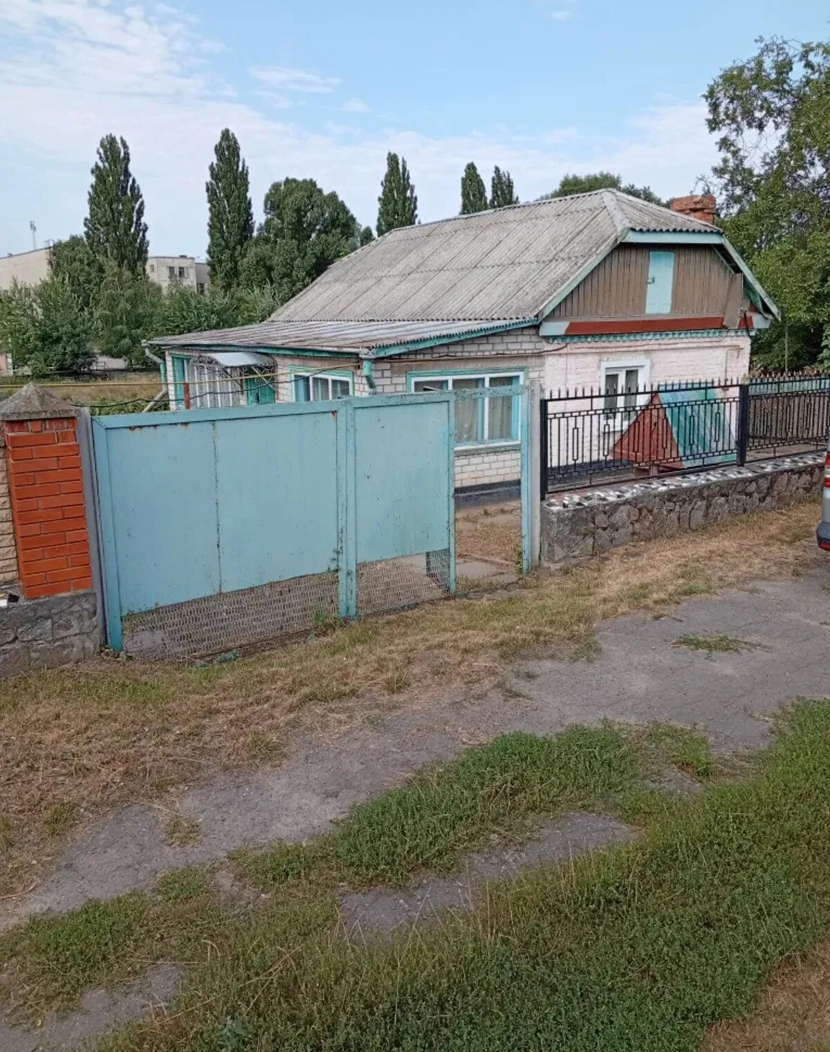 Будинок, вулиця Ірпінська: гараж, літня кухня, 10 соток