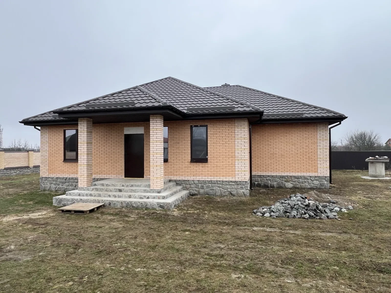 Котедж, Рибці: 15 соток, після будівельників - фото 2