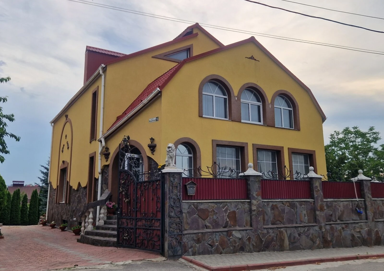 Будинок, Південно-Західний: басейн, 12 соток, гараж - фото 1