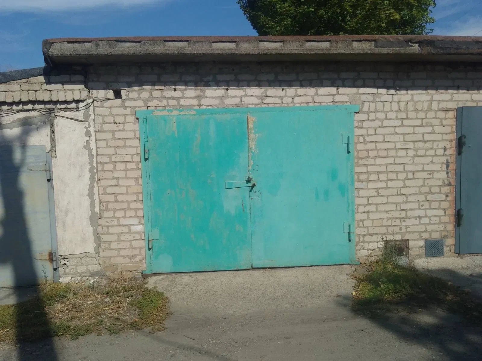 Гараж, Терновский: двухуровневый, смотровая яма, можно как бомбоубежище