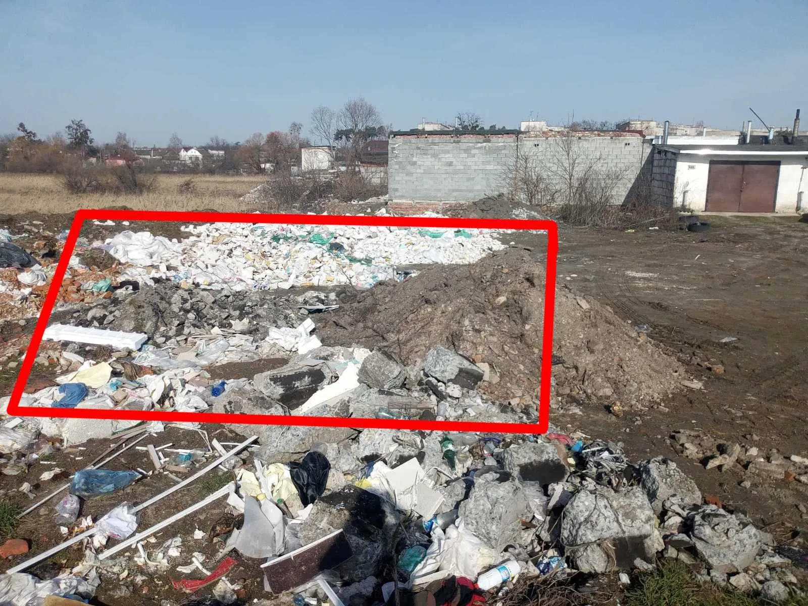 Дві ділянки 0.60 соток, Славута: під гаражі, можна будуватися - фото 2