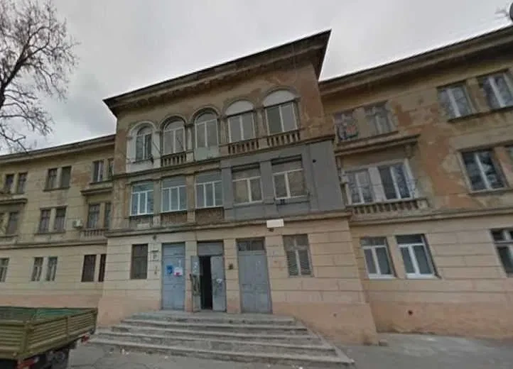 2-кімнатна квартира, Пересипський: до центру 5 хвилин, суміжні кімнати
