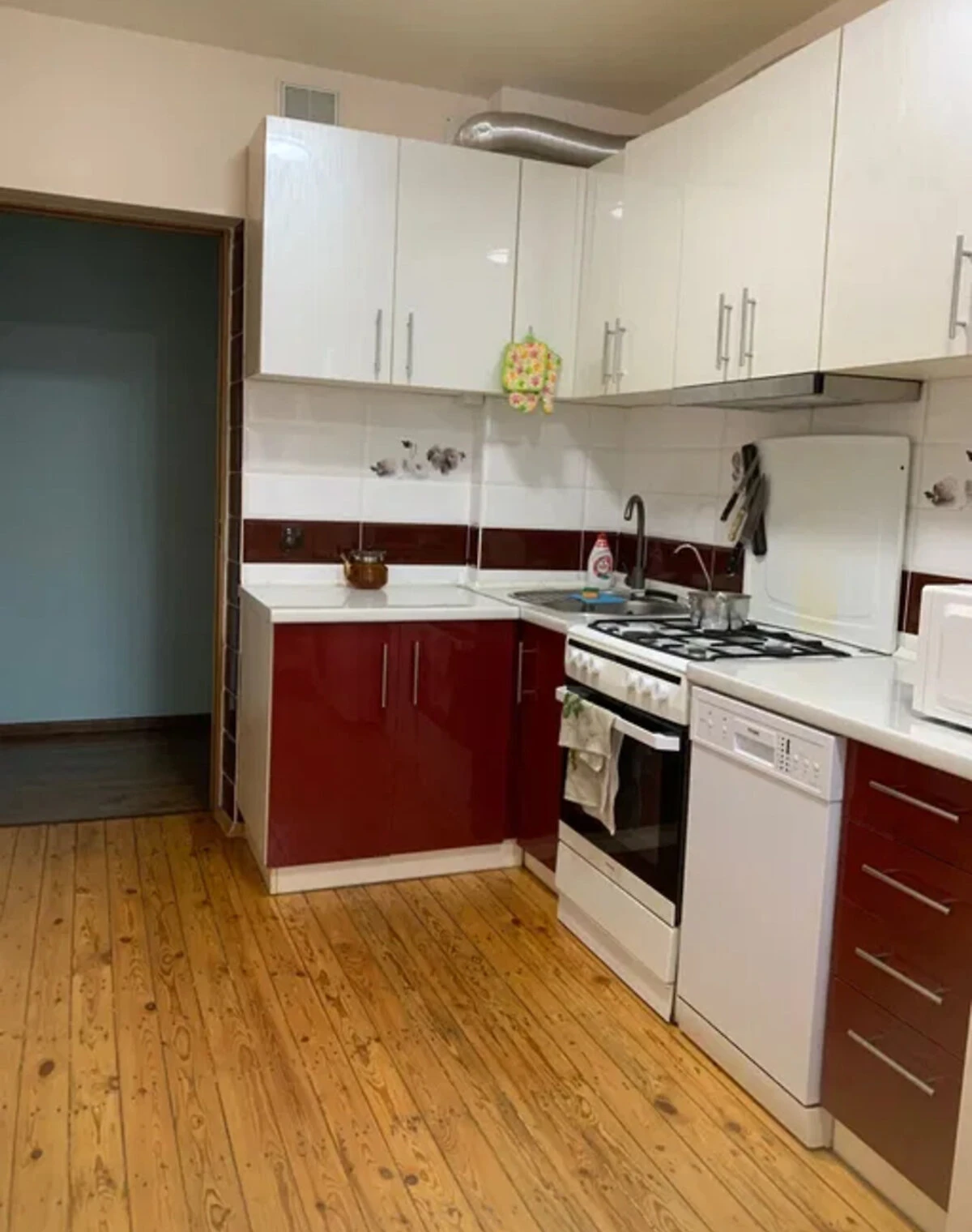 3-кімнатна квартира, Сихів: дизайнерський ремонт, паркомісце, панорамні вікна - фото 1