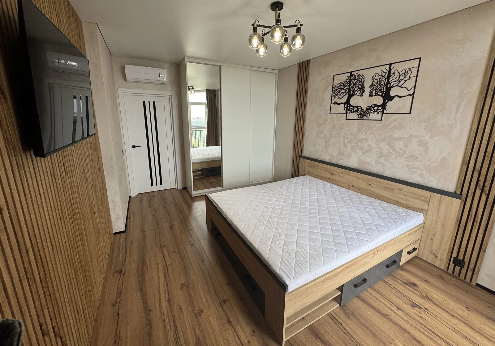 1-кімнатна квартира, Теремки-1: дизайнерський ремонт, укриття в будинку, фото 5