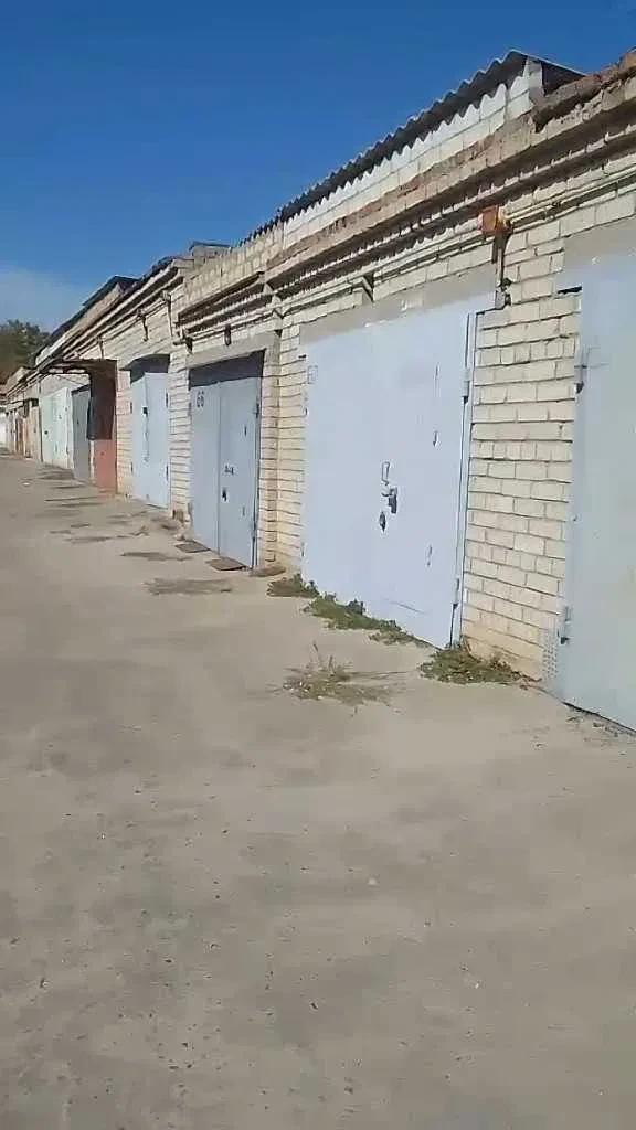 Гараж, Заводский: большой подвал, торг - фото 1