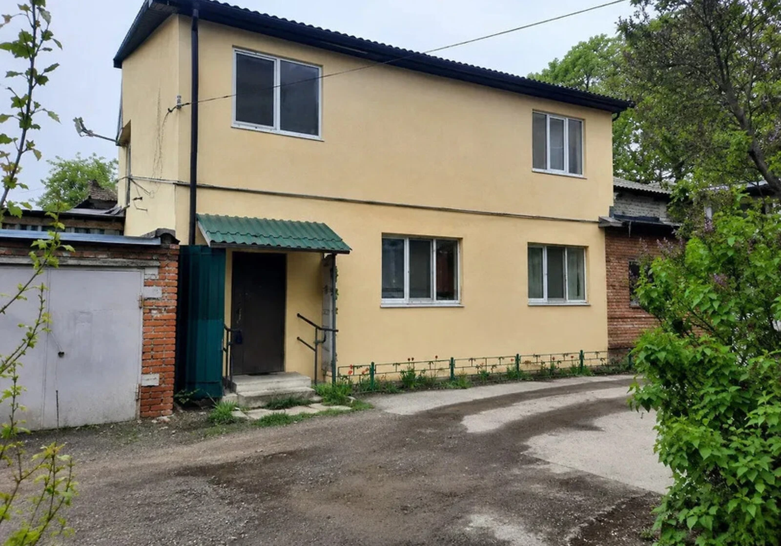 5-комнатная квартира, ул. Юлиана Матвейчука: кухня-студия, терраса