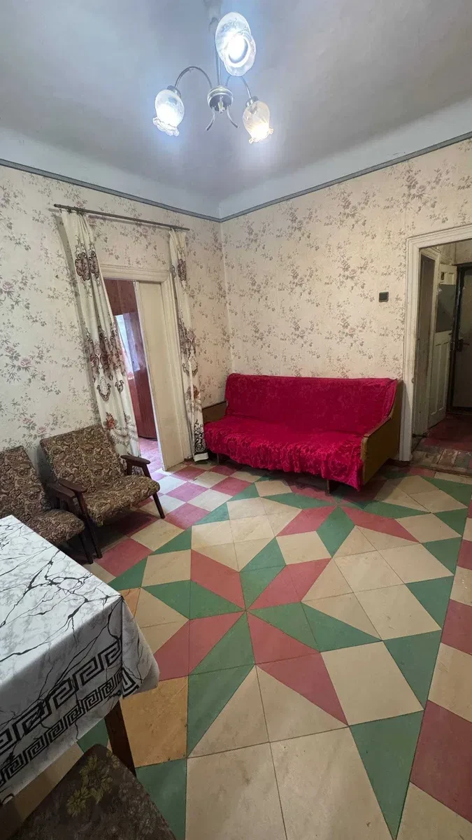 2-кімнатна квартира, Індустріальний: ванна в кухні, прохідна кімната - фото 4