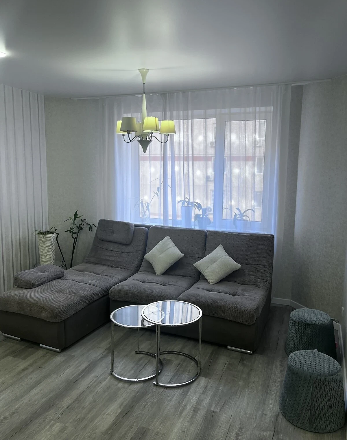 2-кімнатна квартира, Курсаки: кухня-студія, укриття в будинку - фото 3