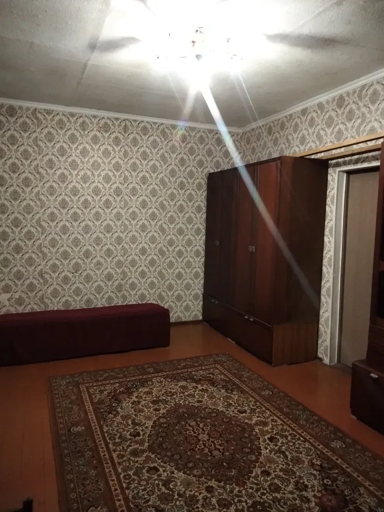 2-кімнатна квартира, Нововолинськ: окремий вхід, паркування, фото 5