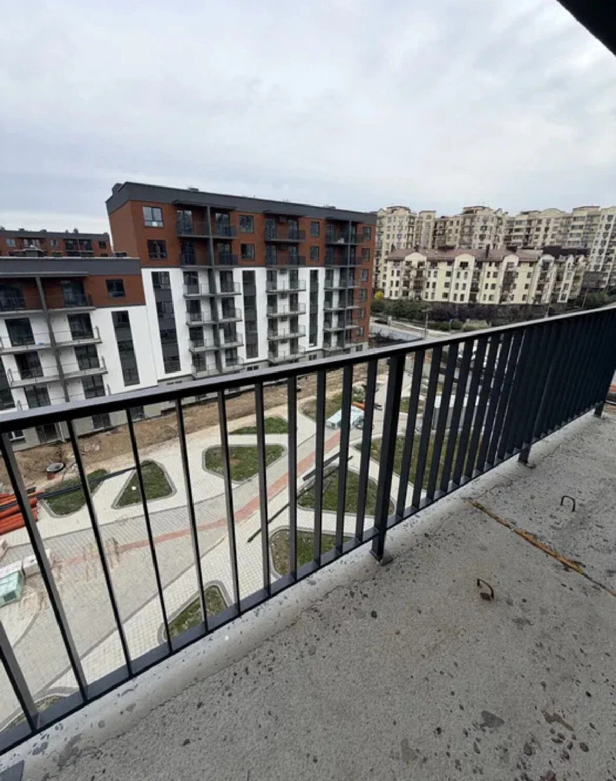 1-кімнатна квартира, Ірпінь: тераса, панорамні вікна - фото 1