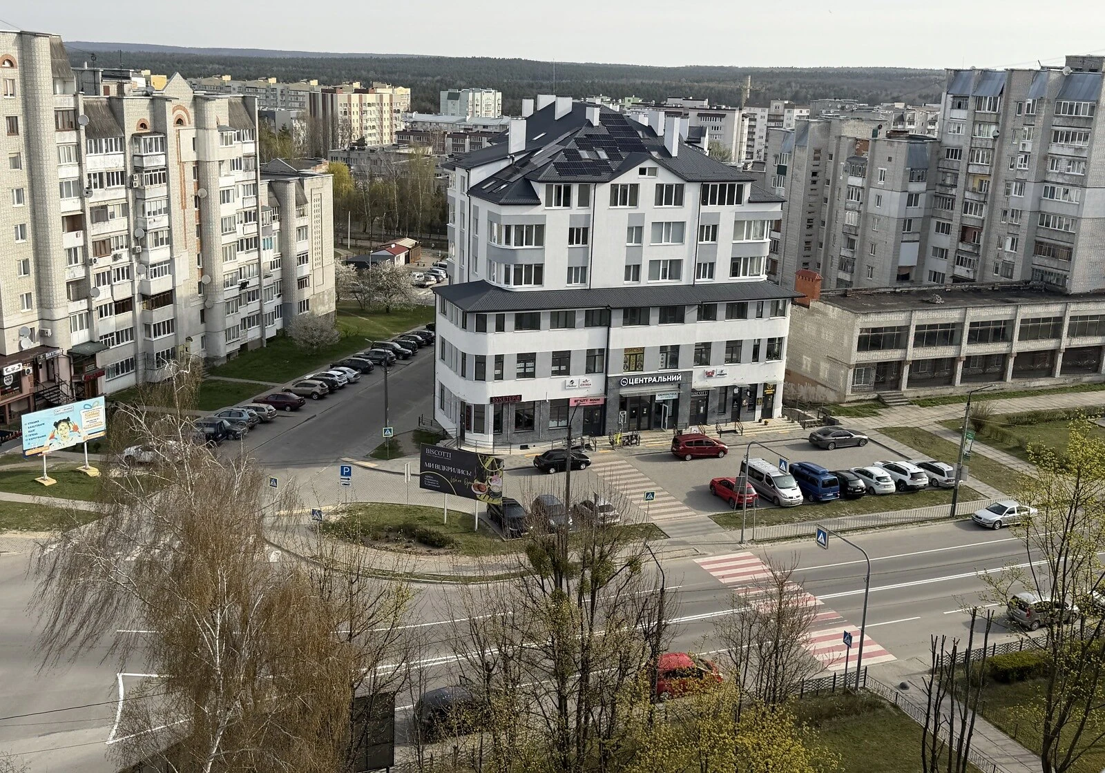 Коммерческое помещение, Новояворовск: новостройка, открытая стоянка - фото 2