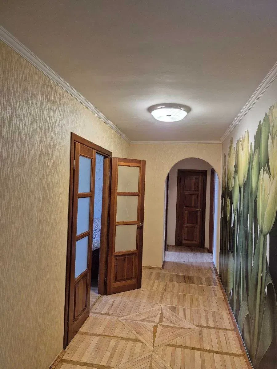 3-кімнатна квартира, Дніпровський: Стара Дарниця, зелений двір