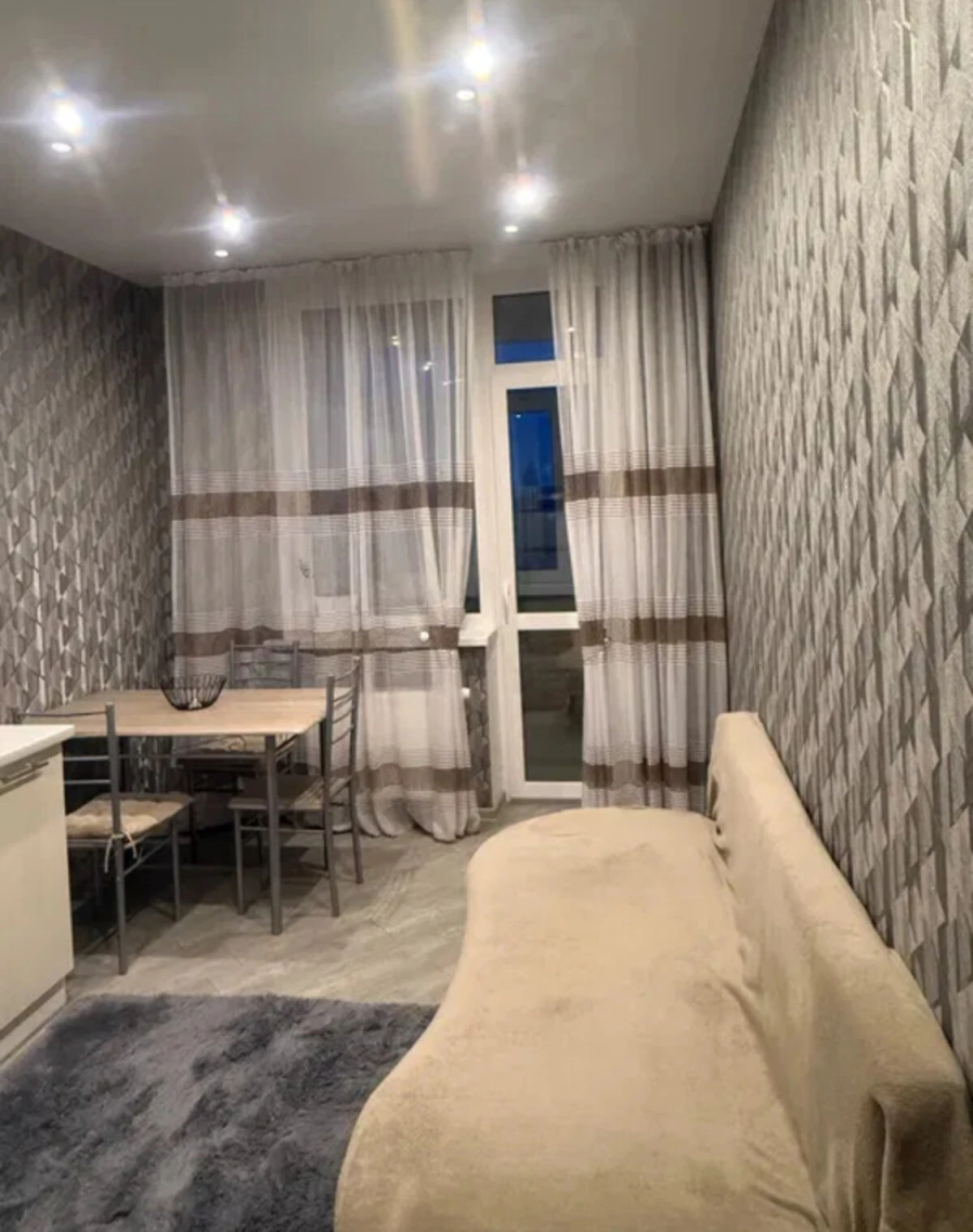 1-кімнатна квартира, вулиця Польова: євроремонт, ліфт працює без світла, фото 3