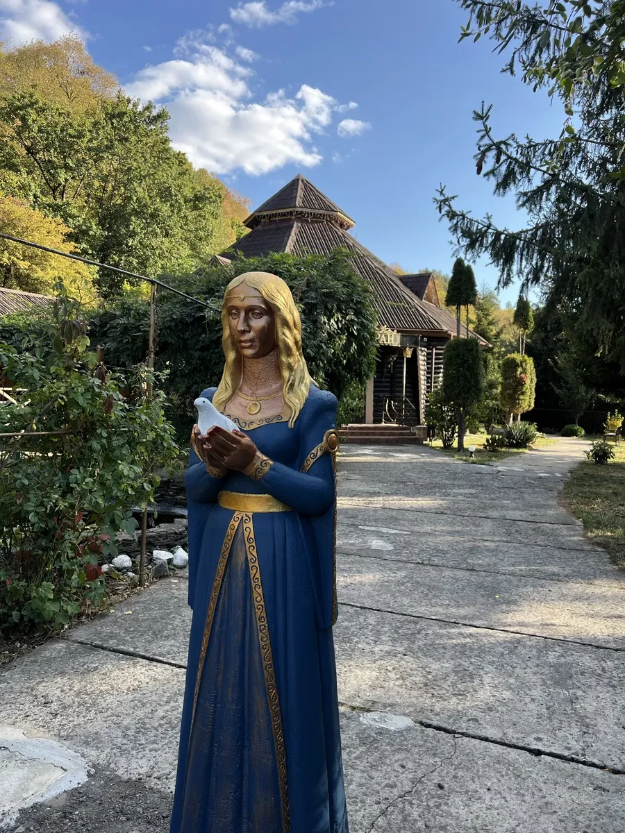 Готель, Ужгород: Шервуд, готові комунікації - фото 2