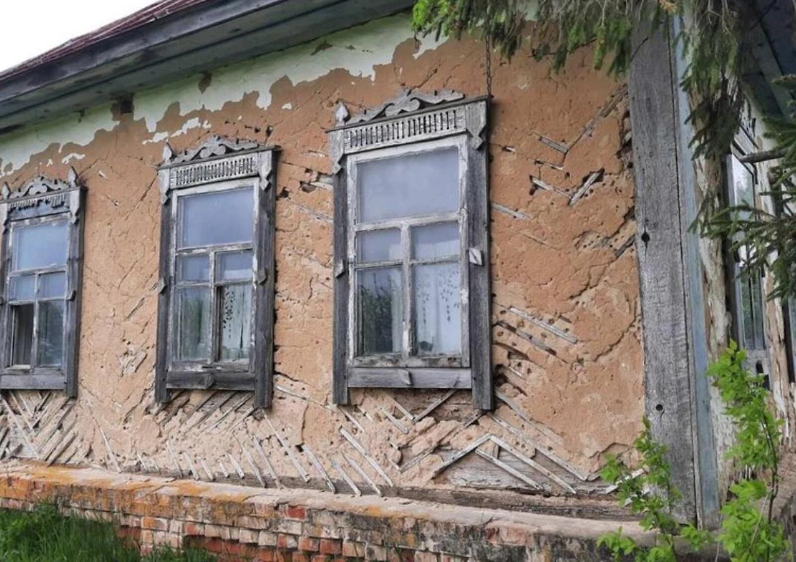 Будинок, Вересоч: ділянка 20 соток, коробка та дах