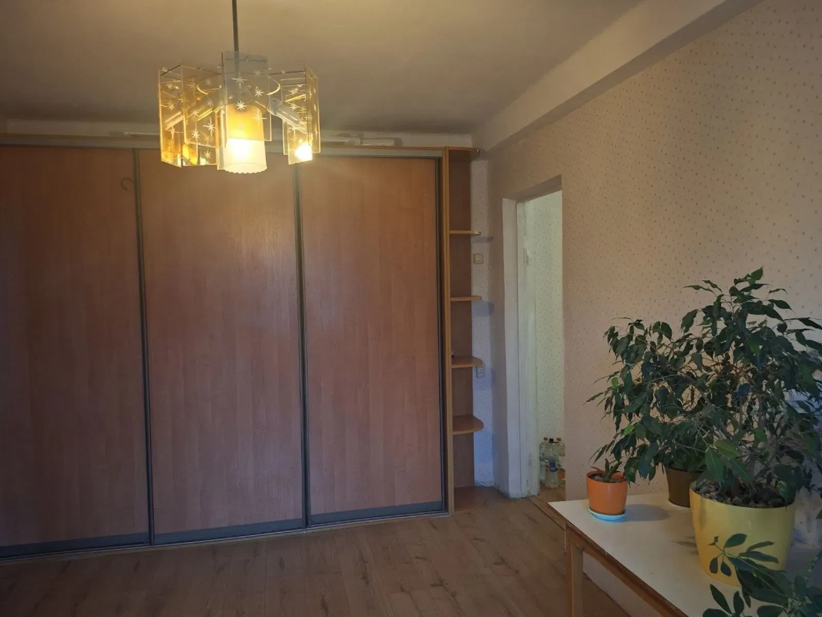 3-кімнатна квартира, Березняки: кухня-вітальня, ремонт 2019 року - фото 4