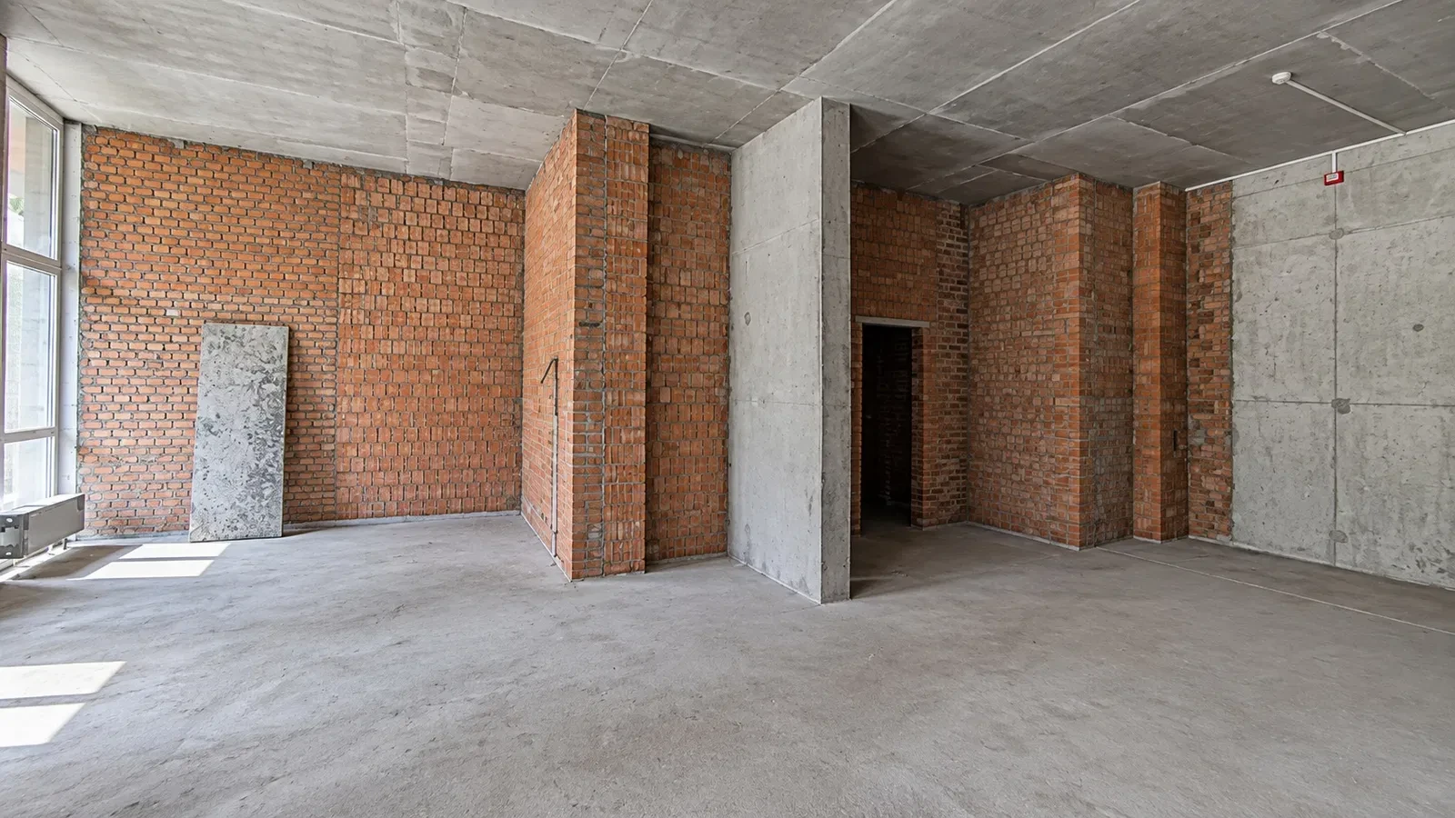 Магазин, Оболонский: фасадное помещение, 15 кВт, каникулы на ремонт, фото 5
