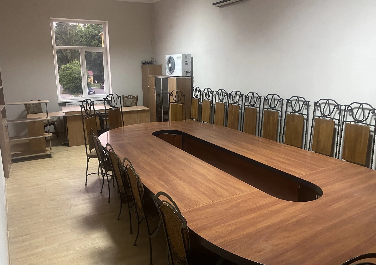 Офіс, Свалява: укриття в будинку, інтернет і водопостачання без світла - фото 5