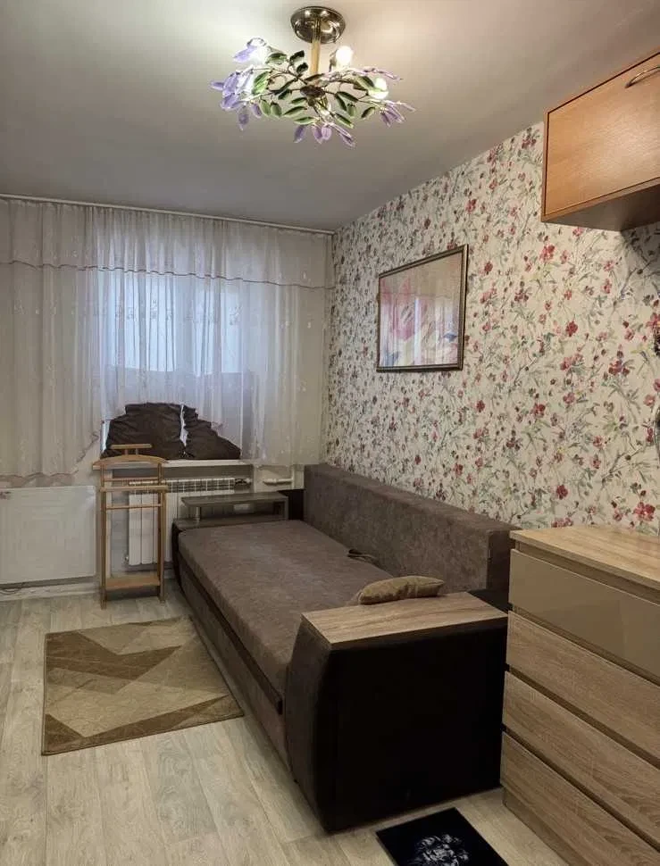 3-кімнатна квартира, Комунарський: тепла, з ремонтом, фото 3