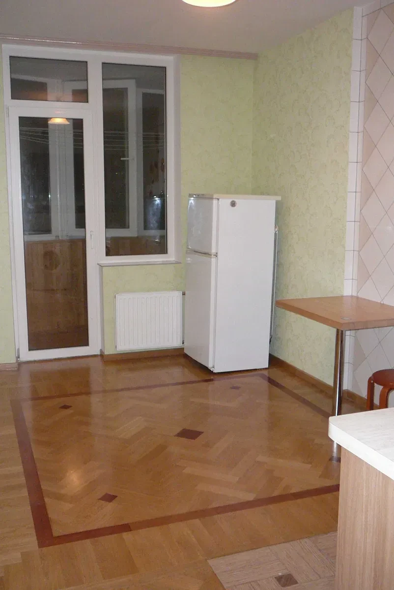 1-комнатная квартира, Святошинский: 7 мин до метро, резервное питание, фото 5