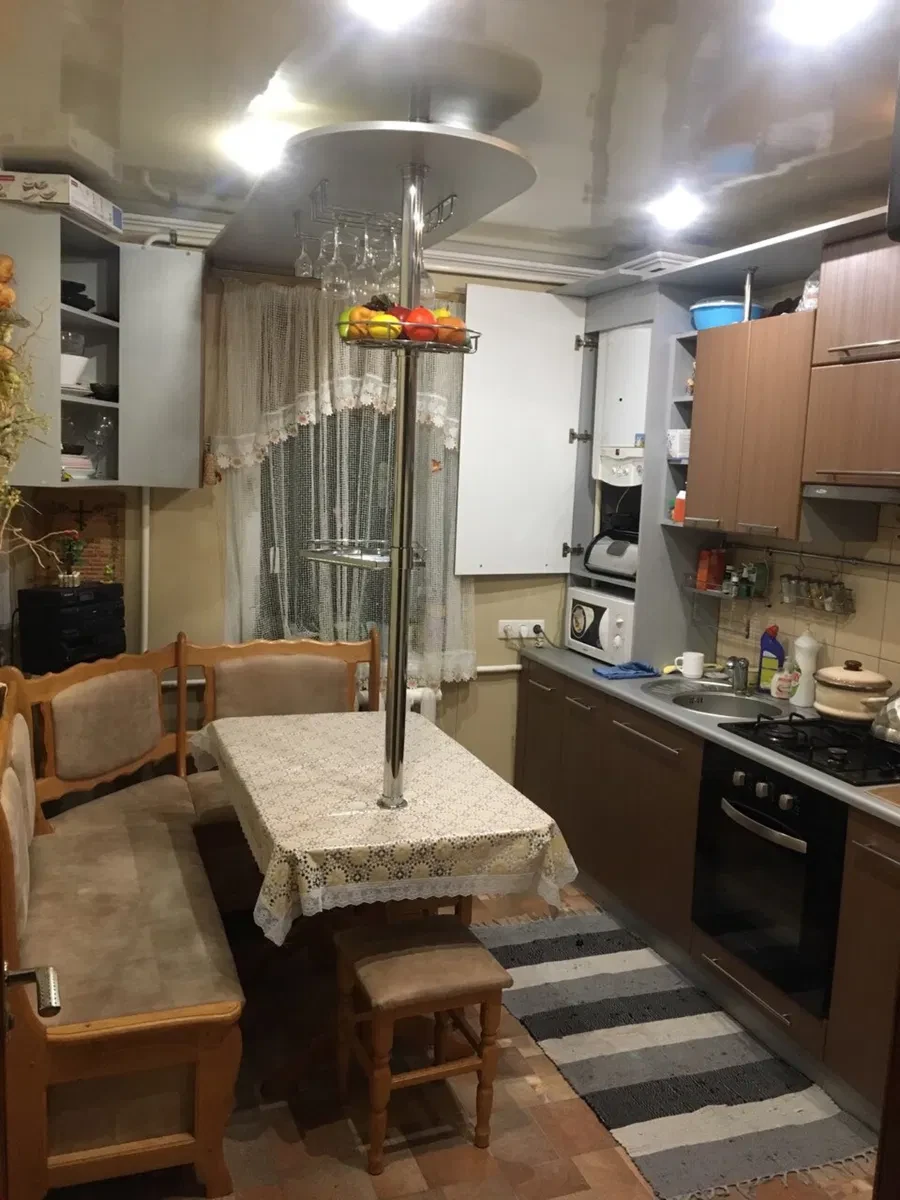 3-комнатная квартира, Прилуки: автономное отопление, 2 балкона - фото 1