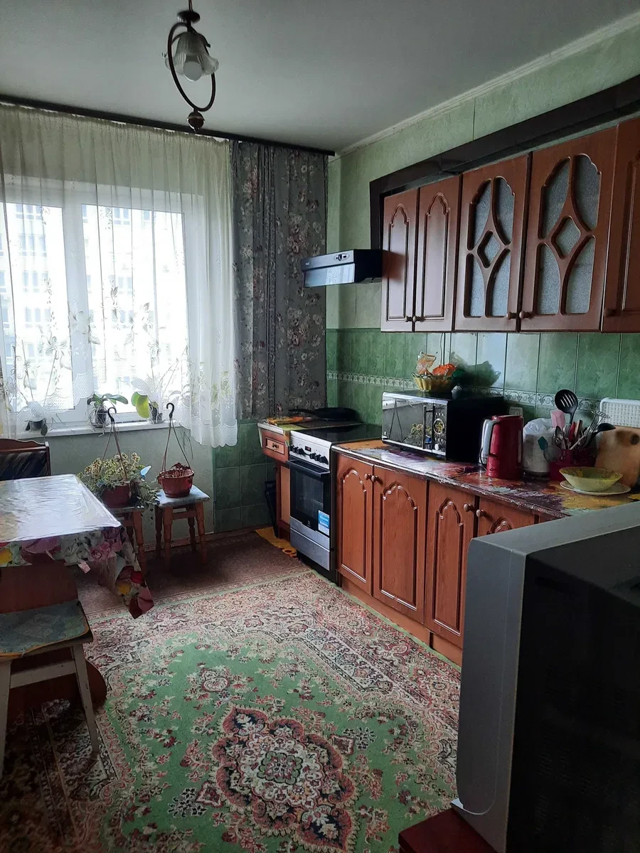 3-комнатная квартира, Дарницкий: закрытая территория, охрана, фото 5