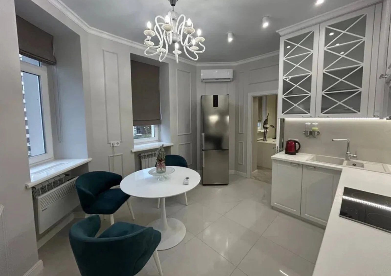 3-кімнатна квартира, Сокільники: новий ремонт, камін, гардероб - фото 1