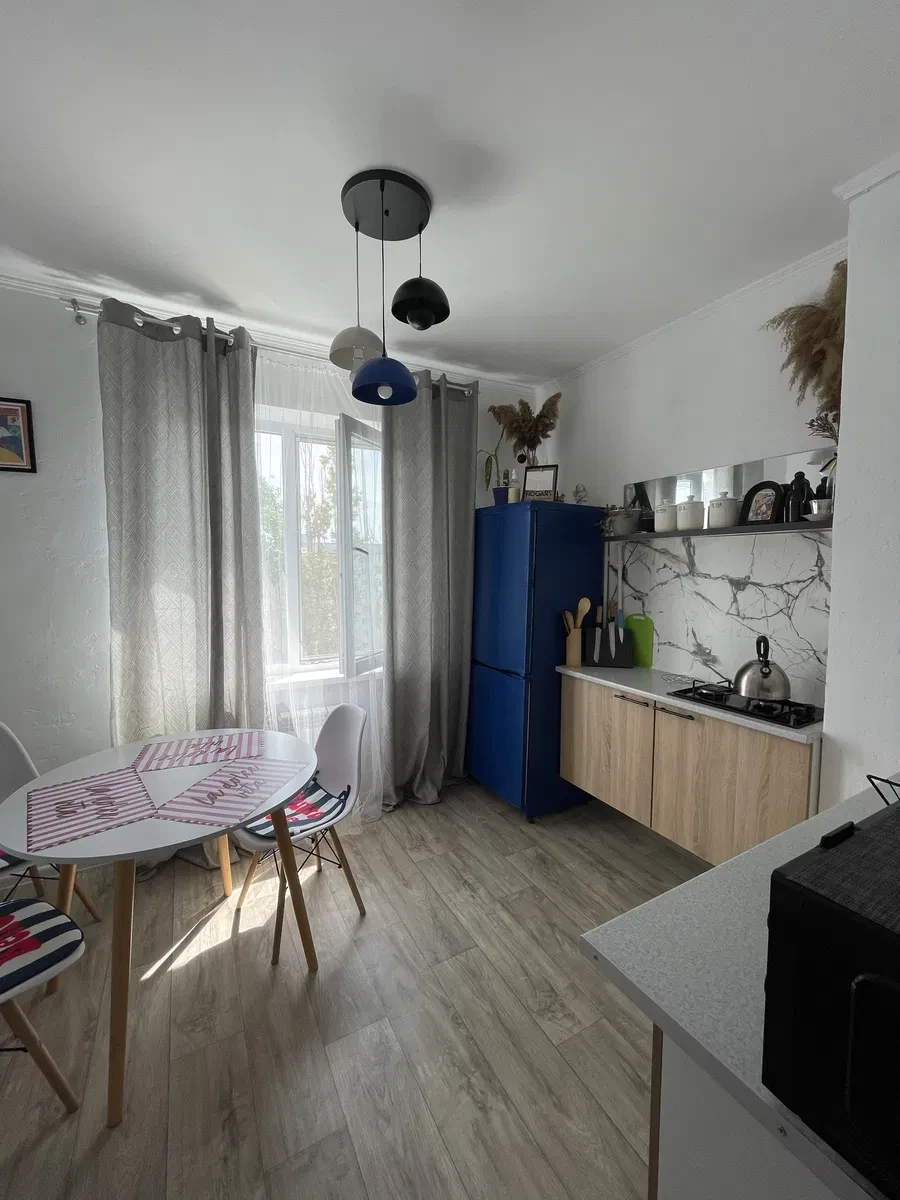 1-кімнатна квартира, Пересипський: море через дорогу, пляж 10 хв пішки - фото 3