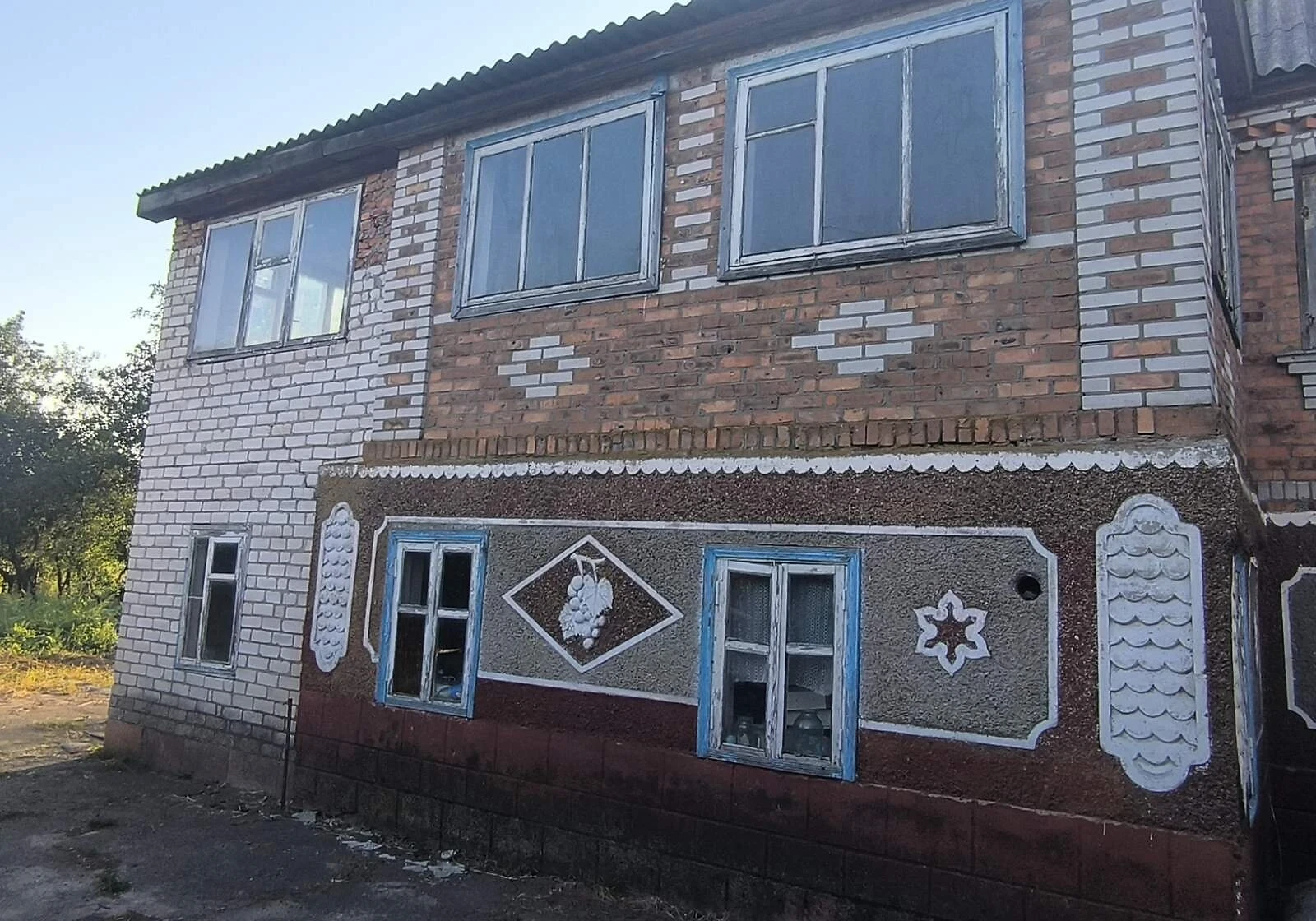 Дом, Великая Горбаша (Черняхов): гараж, 25 соток, торг - фото 1
