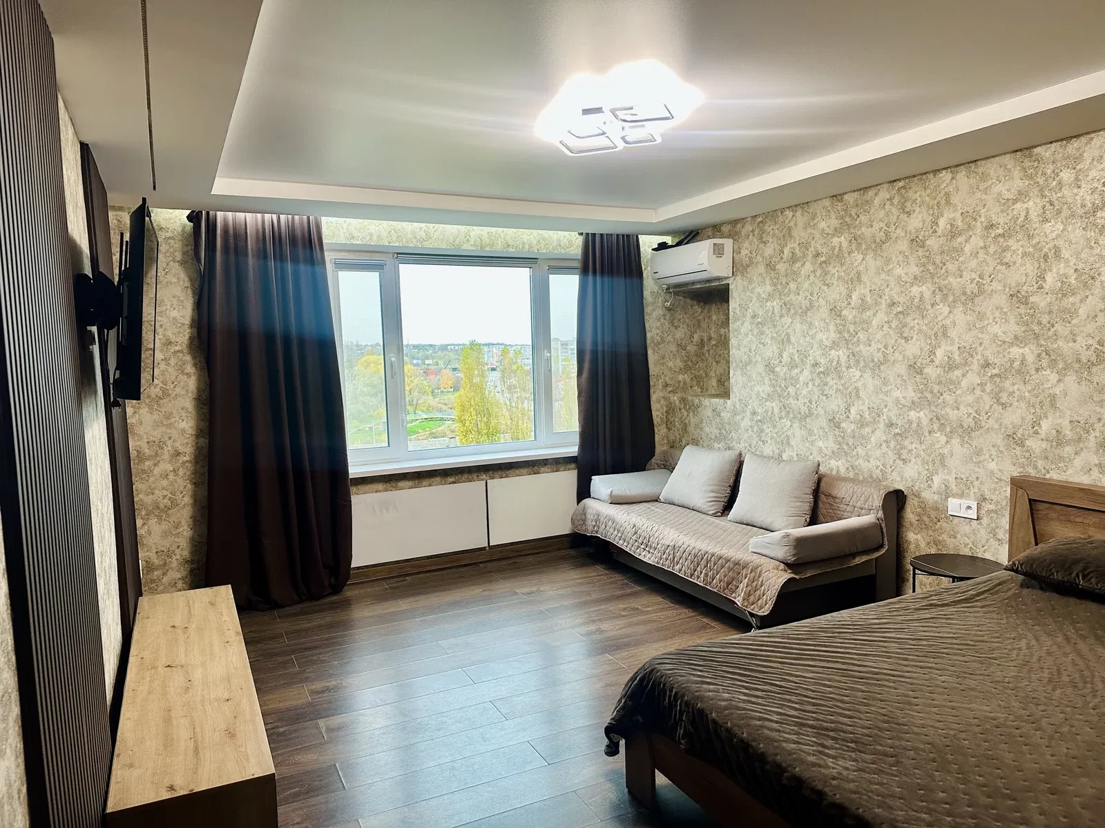 1-комнатная квартира, Подольский: инвертор, вид на парк - фото 1