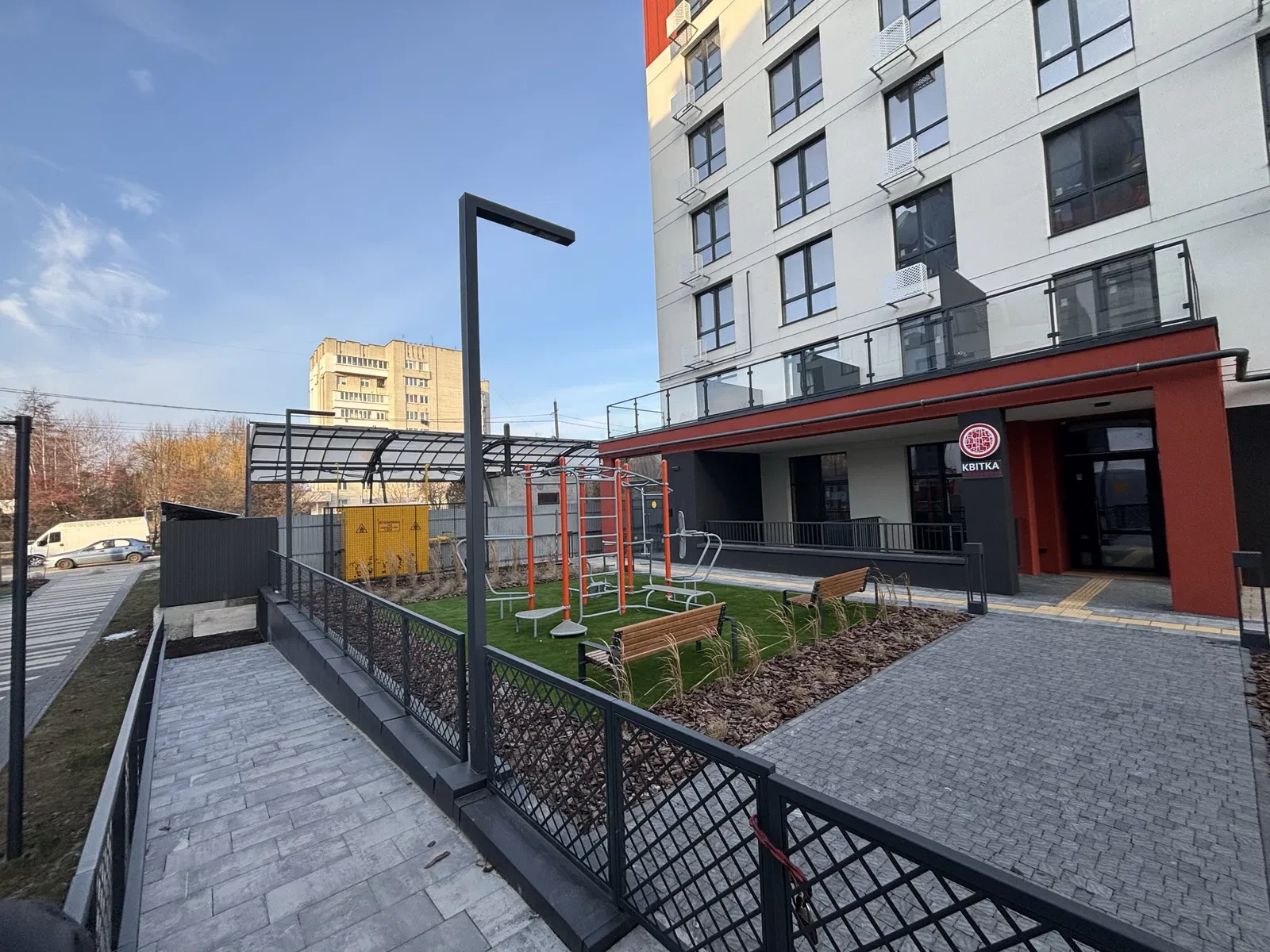 Приміщення у ЖК Soloway: тераса 9,3 м², 11 кВт, окремий вхід - фото 3