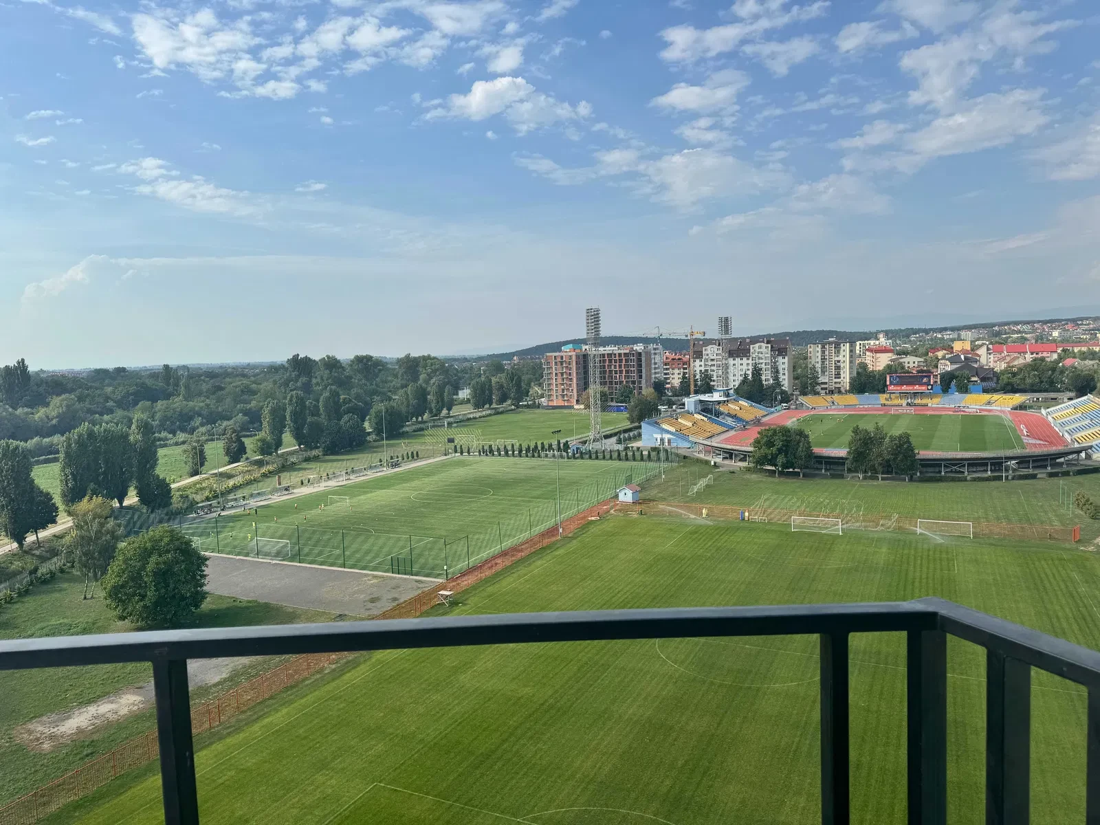 Офис, Ужгород: панорамный вид на реку, кабинетная планировка, фото 5